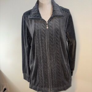 Three Hearts 1X Women’s Gray Velour Long Sleeve Jogger Jacket with Pockets